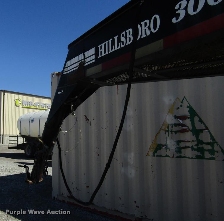 image for item DB5971 1999 Hillsboro 324-TD-BT equipment trailer