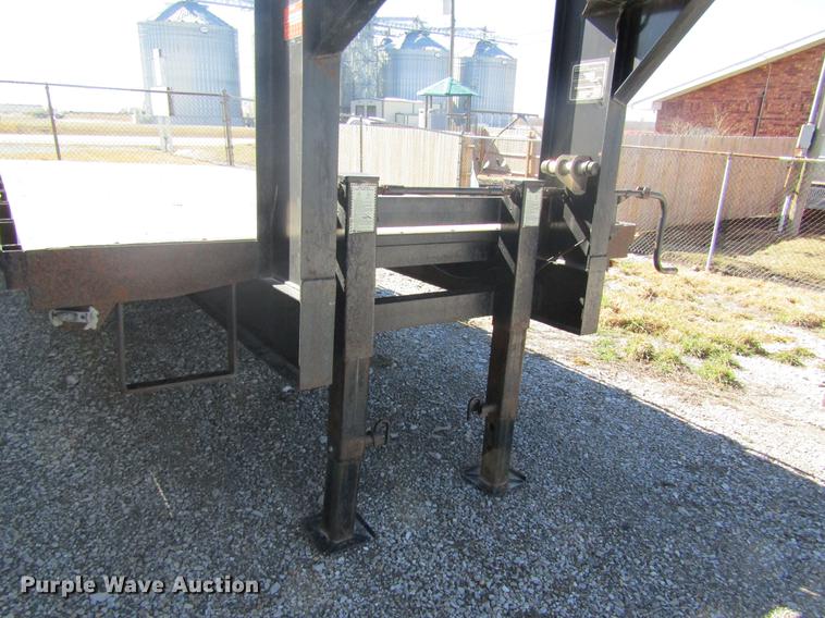 image for item DB5971 1999 Hillsboro 324-TD-BT equipment trailer