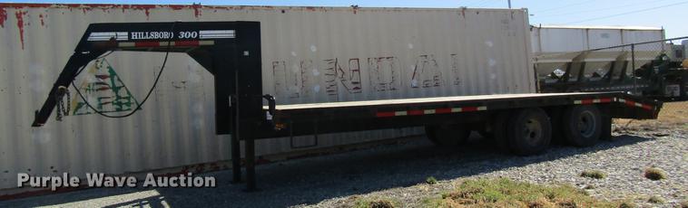 image for item DB5971 1999 Hillsboro 324-TD-BT equipment trailer