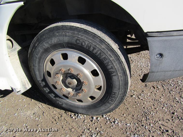 image for item DB5980 1994 International 9200 dry fertilizer tender truck