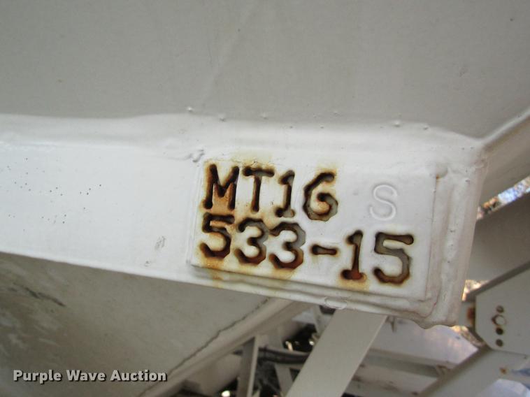 image for item DB5980 1994 International 9200 dry fertilizer tender truck