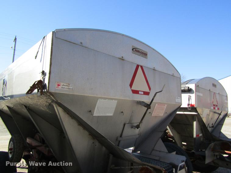 image for item DB5981 Ag Systems AG600 dry fertilizer spreader