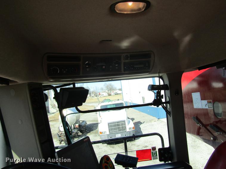 image for item DB5983 2015 Case IH Titan 4530 self-propelled dry applicator