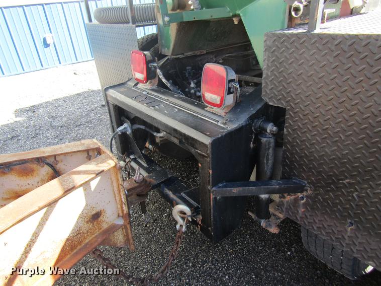 image for item DB5984 1995 International 9400 nurse tank truck