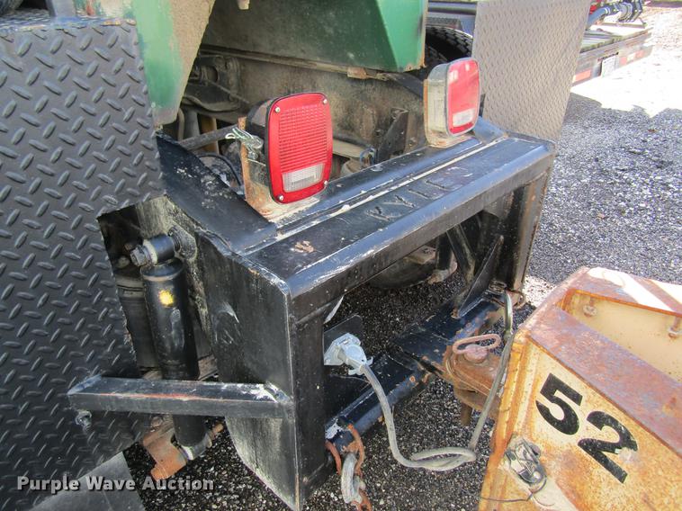 image for item DB5984 1995 International 9400 nurse tank truck