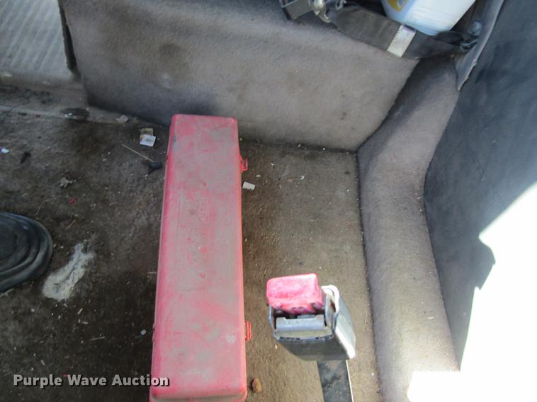 image for item DB5984 1995 International 9400 nurse tank truck