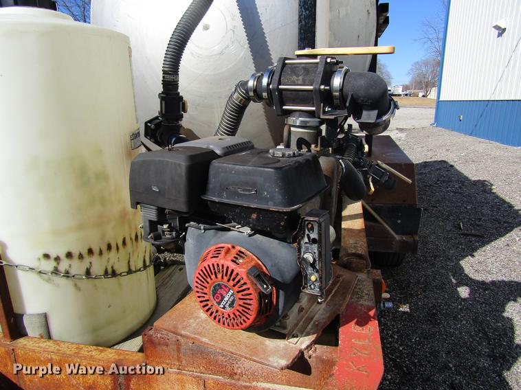 image for item DB5985 1998 Behnke B-B nurse tank trailer