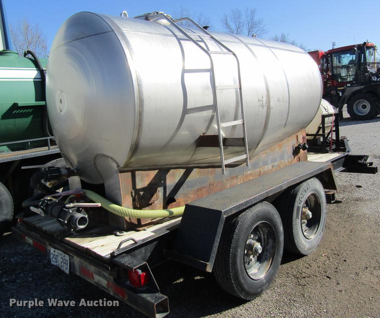 image for item DB5986 1997 Ag Systems AG211 nurse tank trailer