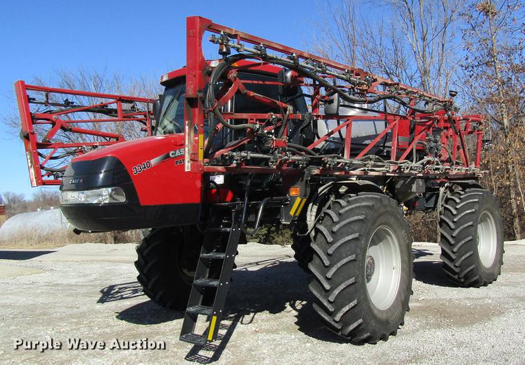 image for item DB5988 2015 Case IH Patriot 3340 self-propelled sprayer