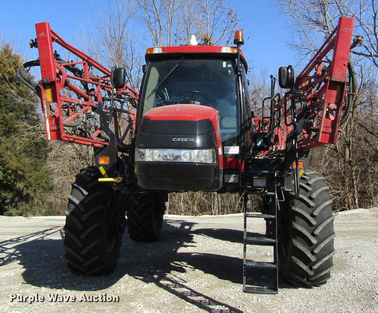 image for item DB5988 2015 Case IH Patriot 3340 self-propelled sprayer