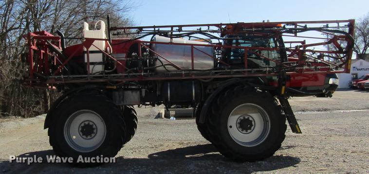 image for item DB5988 2015 Case IH Patriot 3340 self-propelled sprayer