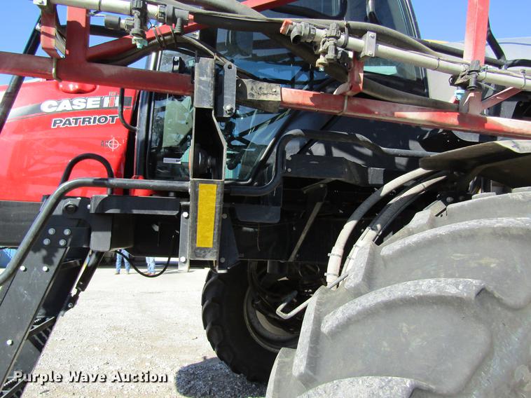 image for item DB5988 2015 Case IH Patriot 3340 self-propelled sprayer