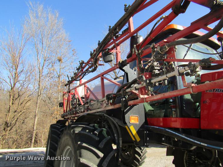 image for item DB5988 2015 Case IH Patriot 3340 self-propelled sprayer