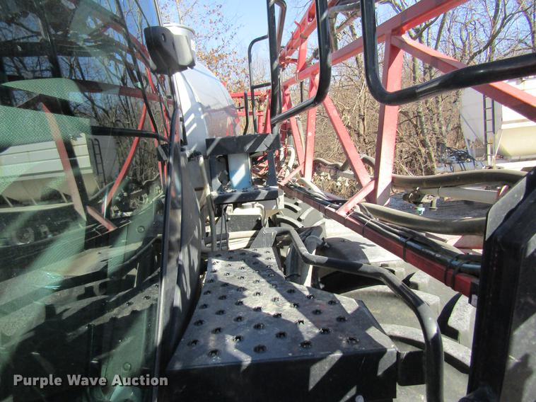 image for item DB5988 2015 Case IH Patriot 3340 self-propelled sprayer