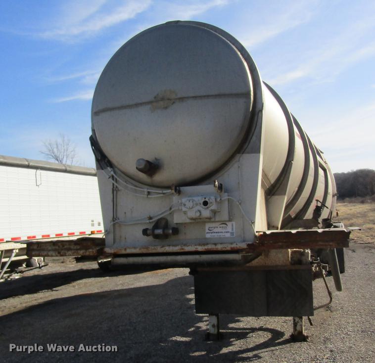 image for item DB5991 1980 Fruehauf TKP-F2-W tank trailer