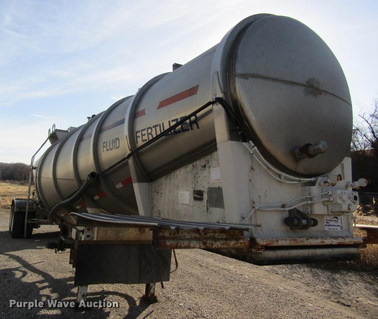 image for item DB5991 1980 Fruehauf TKP-F2-W tank trailer