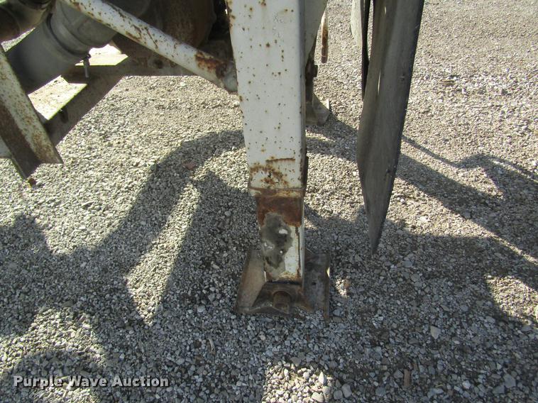 image for item DB5991 1980 Fruehauf TKP-F2-W tank trailer