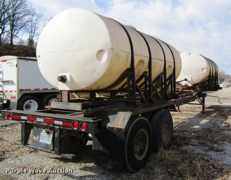 image for item DB5992 1984 Theurer nurse tank tender trailer