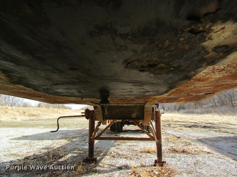 image for item DB5992 1984 Theurer nurse tank tender trailer