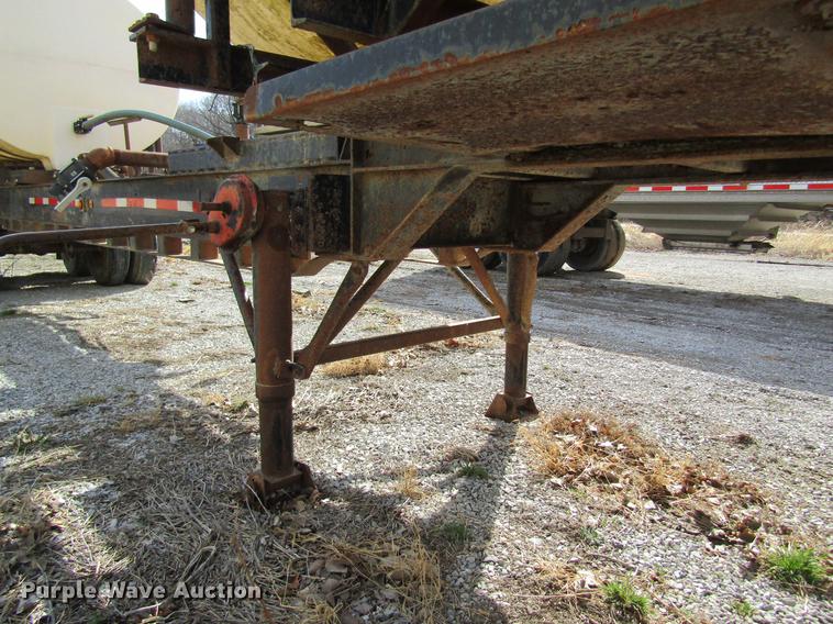 image for item DB5992 1984 Theurer nurse tank tender trailer