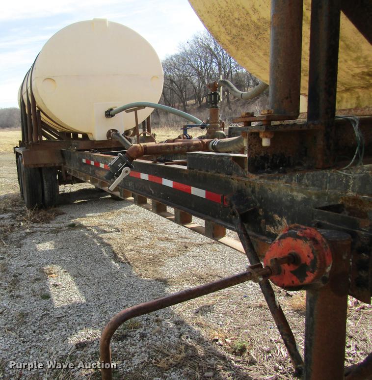 image for item DB5992 1984 Theurer nurse tank tender trailer