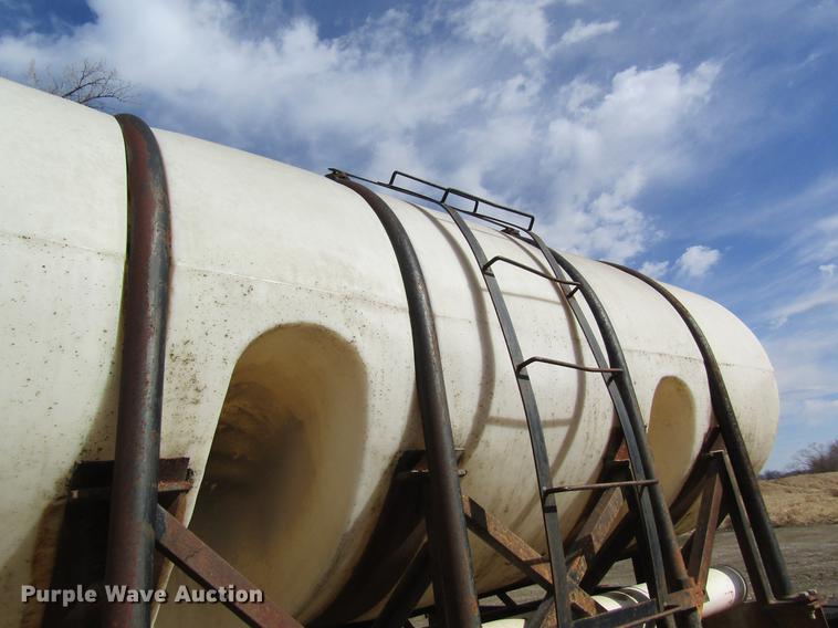 image for item DB5992 1984 Theurer nurse tank tender trailer