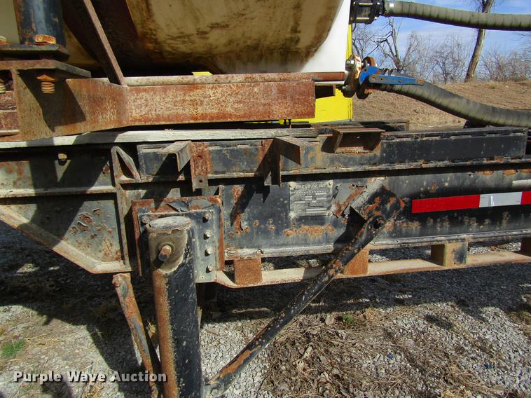 image for item DB5992 1984 Theurer nurse tank tender trailer