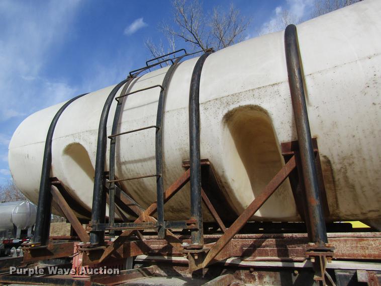 image for item DB5992 1984 Theurer nurse tank tender trailer