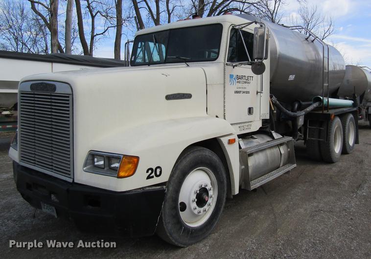 image for item DB5996 1989 Freightliner FLD120 nurse tank truck