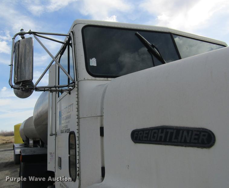 image for item DB5996 1989 Freightliner FLD120 nurse tank truck