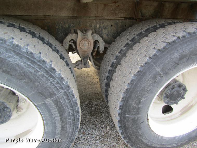 image for item DB5996 1989 Freightliner FLD120 nurse tank truck