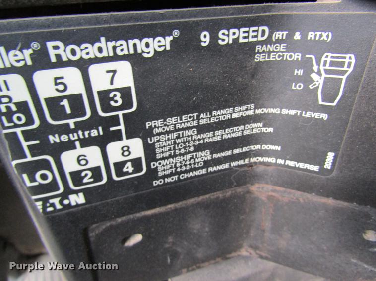 image for item DB5996 1989 Freightliner FLD120 nurse tank truck