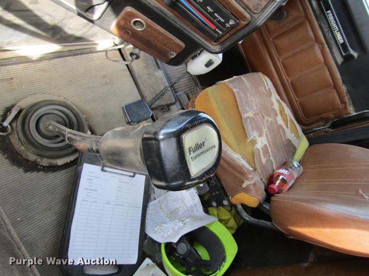 image for item DB5996 1989 Freightliner FLD120 nurse tank truck