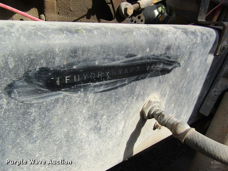 image for item DB5996 1989 Freightliner FLD120 nurse tank truck