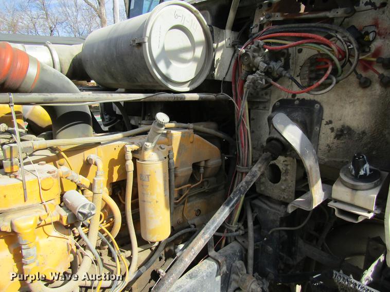 image for item DB5996 1989 Freightliner FLD120 nurse tank truck