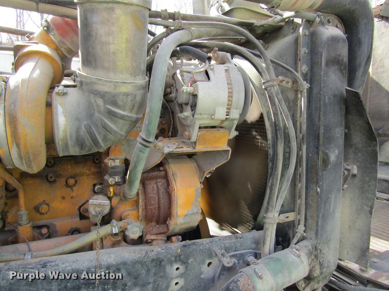 image for item DB5996 1989 Freightliner FLD120 nurse tank truck