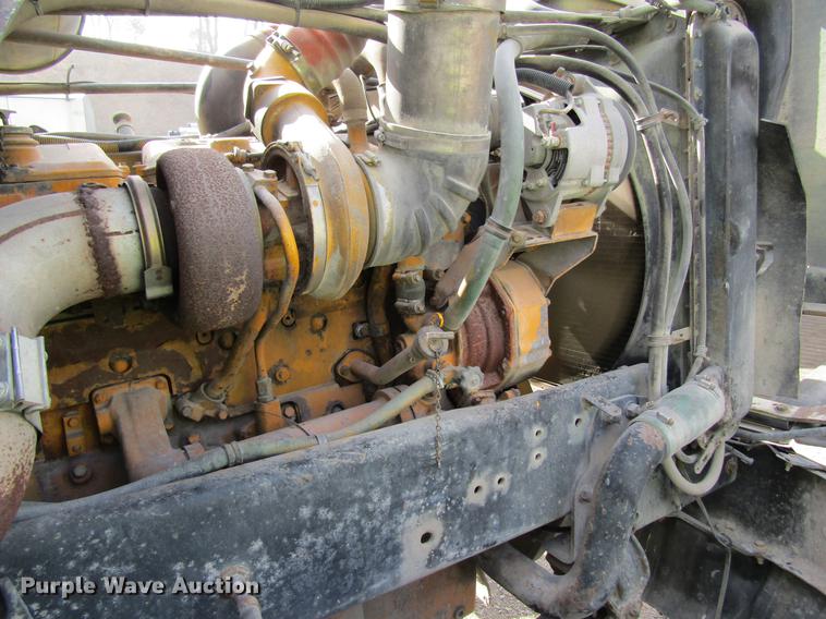 image for item DB5996 1989 Freightliner FLD120 nurse tank truck