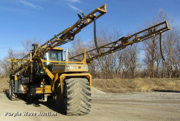 image for item DB5997 2006 Ag-Chem TerraGator 6103 self-propelled sprayer