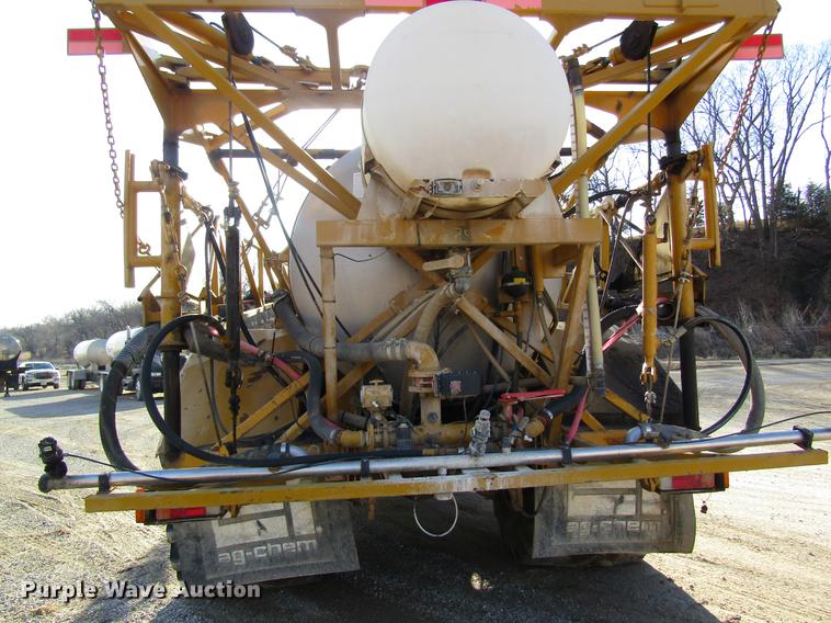 image for item DB5997 2006 Ag-Chem TerraGator 6103 self-propelled sprayer