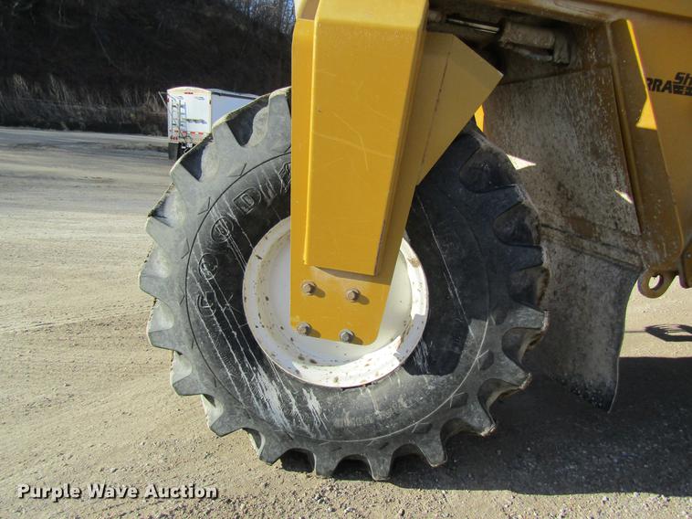 image for item DB5997 2006 Ag-Chem TerraGator 6103 self-propelled sprayer