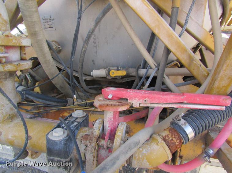 image for item DB5997 2006 Ag-Chem TerraGator 6103 self-propelled sprayer