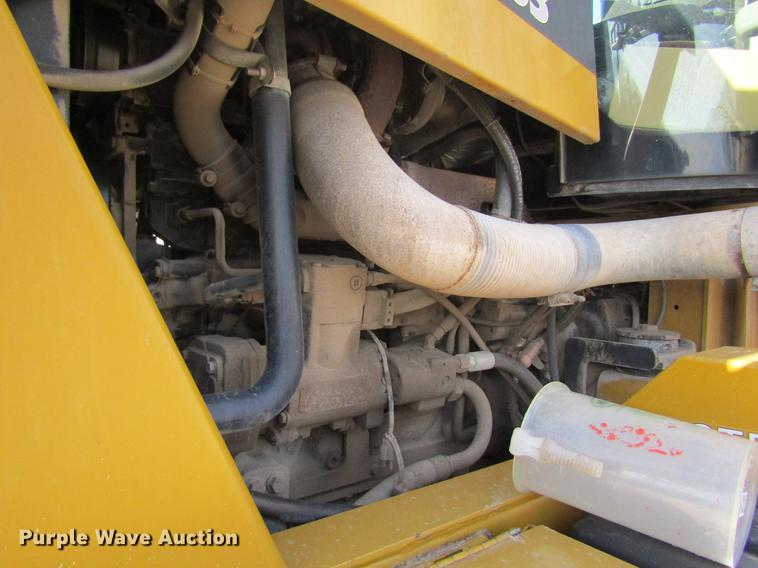 image for item DB5997 2006 Ag-Chem TerraGator 6103 self-propelled sprayer