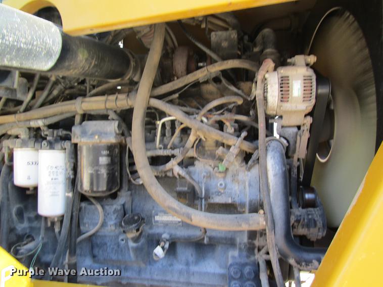 image for item DB5997 2006 Ag-Chem TerraGator 6103 self-propelled sprayer