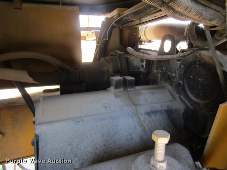 image for item DB5997 2006 Ag-Chem TerraGator 6103 self-propelled sprayer