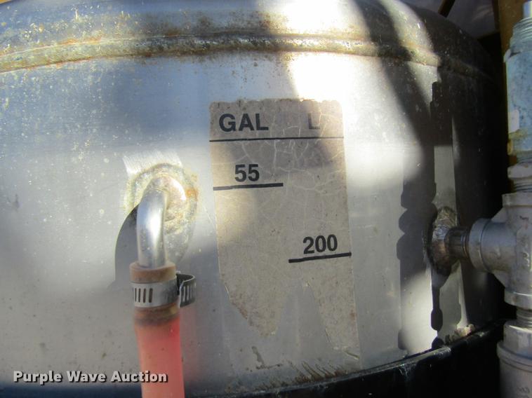 image for item DB5997 2006 Ag-Chem TerraGator 6103 self-propelled sprayer