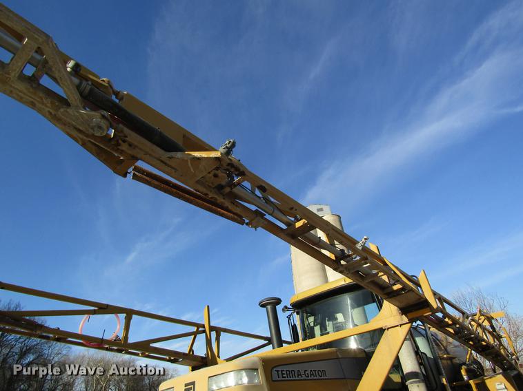 image for item DB5997 2006 Ag-Chem TerraGator 6103 self-propelled sprayer