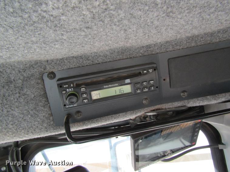 image for item DB5997 2006 Ag-Chem TerraGator 6103 self-propelled sprayer