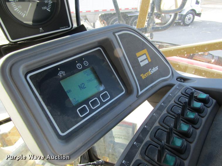 image for item DB5997 2006 Ag-Chem TerraGator 6103 self-propelled sprayer