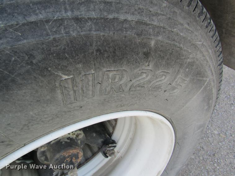 image for item DB5999 1980 shop built nurse tank trailer