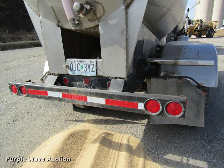 image for item DB5999 1980 shop built nurse tank trailer